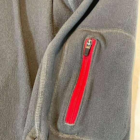 The North Face Mens Fleece Pullover M Gray With Red Accents - Picture 3 of 9